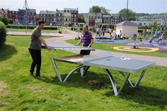 Теннисный стол Cornilleau PARK всепогодный антивандальный серый Теннисный стол Cornilleau PARK всепогодный антивандальный серый