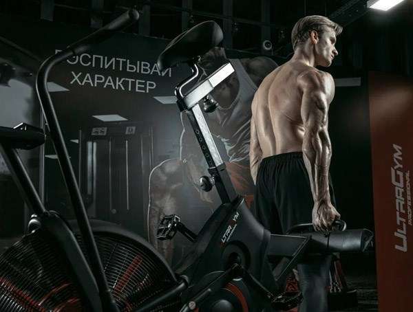 Велотренажер аэробайк UltraGym UG-AB003 Велотренажер аэробайк UltraGym UG-AB003