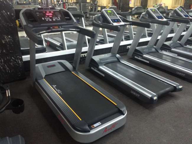 Беговая дорожка AeroFit X4-T LED Беговая дорожка AeroFit X4-T LED